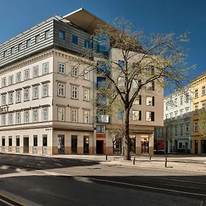 Radisson Blu Triest Hotel, Viena