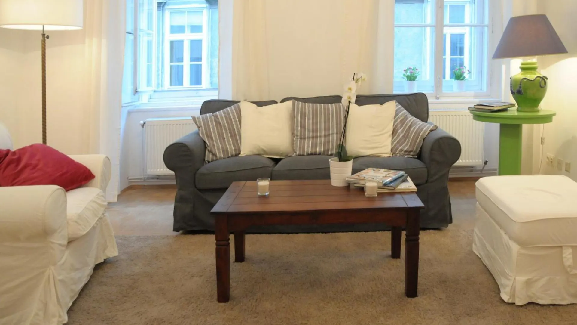 Completely Renovated Apartment Top 16 - Easy Self Check In Viena 0*,